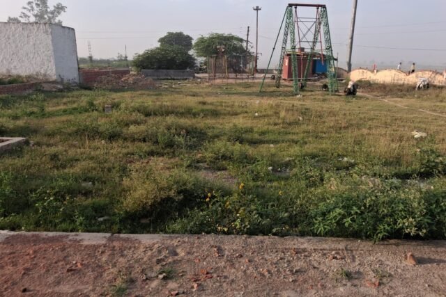 plots in baghpat